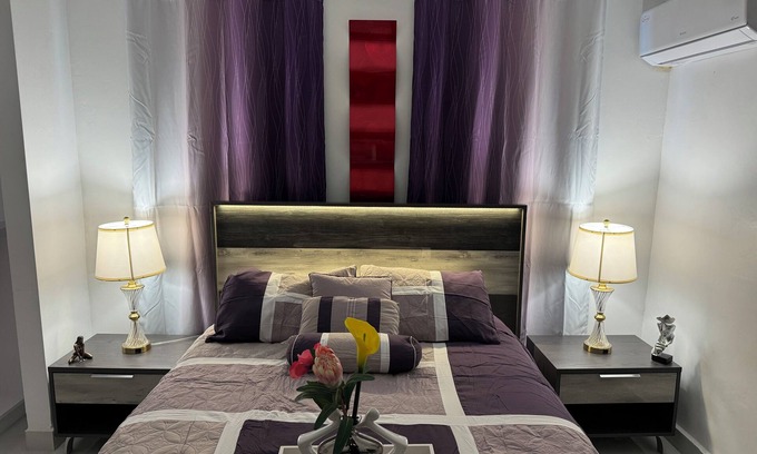 Sabana Llana Norte Casa | Casa Mi Luz Ilumina tu Estancia con Elegancia y Confort en San Juan