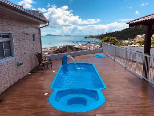 Governador Celso Ramos Casa | Casa mirante com piscina em Governador Celso Ramos