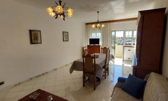 Avenza Casa | Casa Mirna