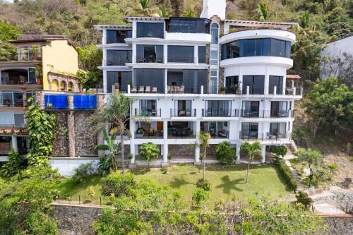 Mismaloya Villa | Casa Mis Rocas