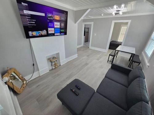 Pinewood Park Apartamento | Casa moderna, a newly renovated Modern apartment