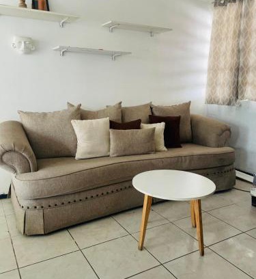 San Nicolás de los Garza Casa | Casa moderna y acogedora