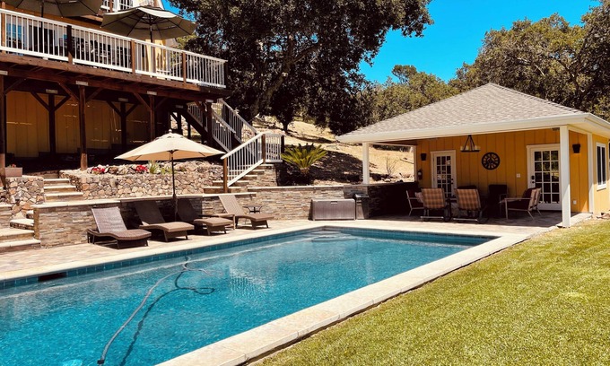 Santa Rosa Casa | Villa del Molino, una pintoresca escapada privada de 3 acres a Wine Country