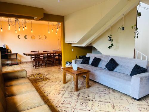 Barrio de Guadalupe Hotel | Casa Nicole San Cris