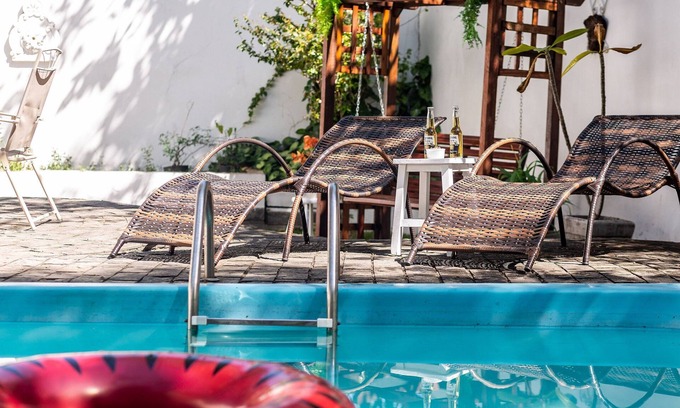 Lapa Casa | Casa na Lapa com Piscina e Churrasqueira