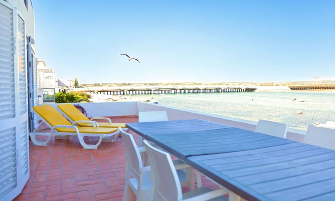 Faro Apartamento | Casa na Ria: 7 Camas, na Praia da Ilha de Faro