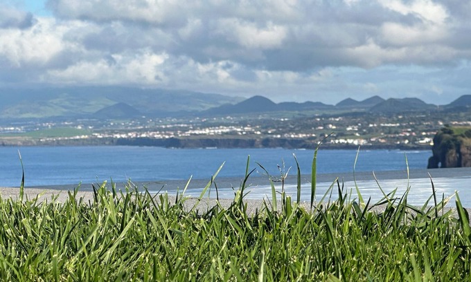 Santo Antonio Cabaña | Casa Nova, a calma de um único com uma piscina infinita com vista mar