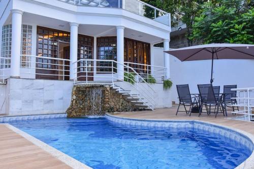 Vila Velha Casa | Casa Oásis do Moreno 6