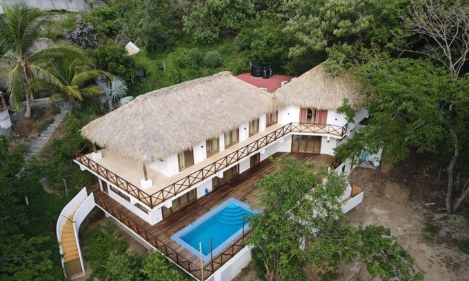 San Agustinillo Casa | Casa Olalé: Hermosa casa en playa San Agustinillo, tranquilidad y bienestar.