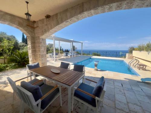 Petrovac Villa | Casa Oliva Villa with private heating pools