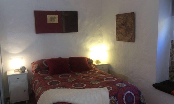 Alfarnatejo Cama Y Desayuno | Casa Oliveras es un lugar para explorar,