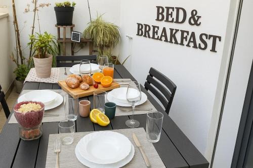 Elmas Apartamento | Casa Orchidee 9