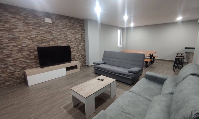 Hecho Apartamento | Casa Orensanz en Hecho (Parque Natural Valles Occidentales del Pirineo)