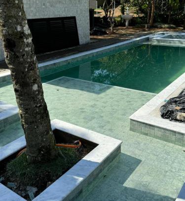Lazaro Casa | Casa Pé na Areia Condomínio fechado com piscina resort na Sununga - Ubatuba