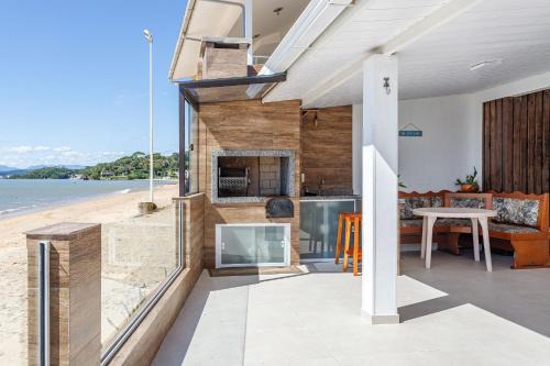 Biguacu Casa | Casa pé na areia SC