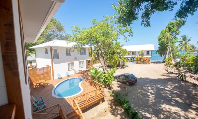 Antoneys Cay Casa | Casa Palmera home