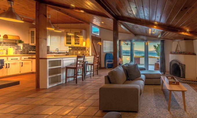 Ensenada Casa | CASA PATRON - Cozy fun on the beach