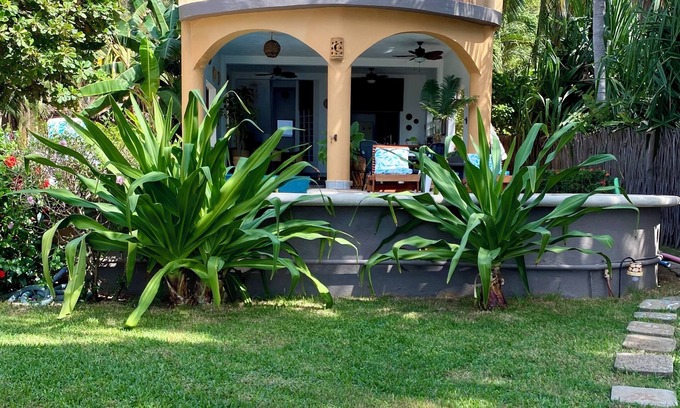 Troncones Casa | Casa Pelicanos is a private beachfront home with pool. Short walk to town.