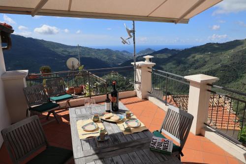 Perinaldo Apartamento | Casa Perinaldo