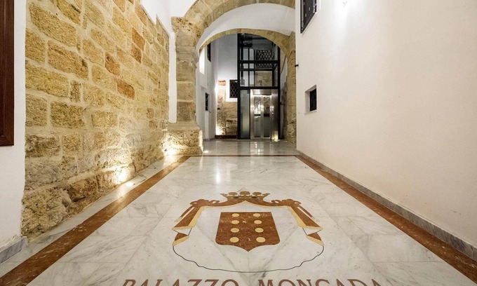 Centro Storico Casa | Casa Petra - Apartamento en un antiguo edificio histórico en el corazón de Palermo