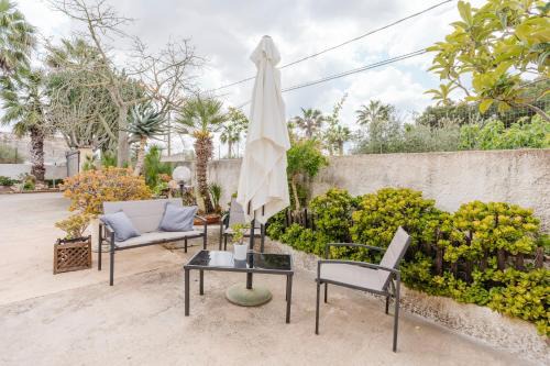 Marsala Casa | Casa Petros
