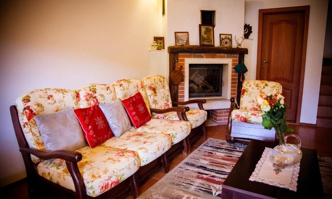 Metes Casa | Casa Poenita