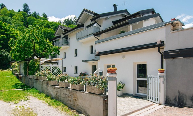 Caldonazzo Apartamento | Casa Polla by Interhome