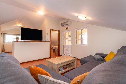 Calheta Apartamento | CASA POR DO SOL