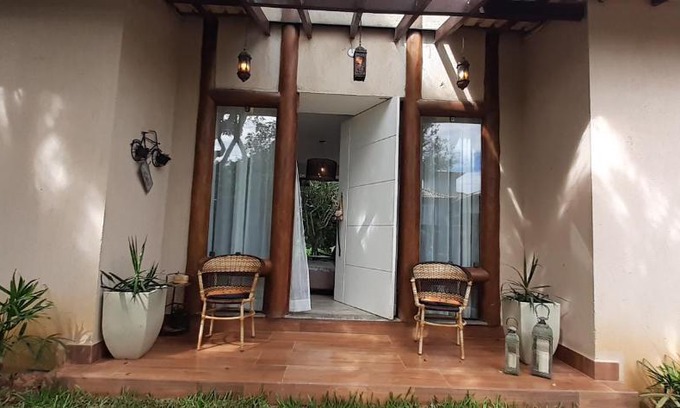 Praia Rasa Casa | Casa praiana em condominio com lazer
