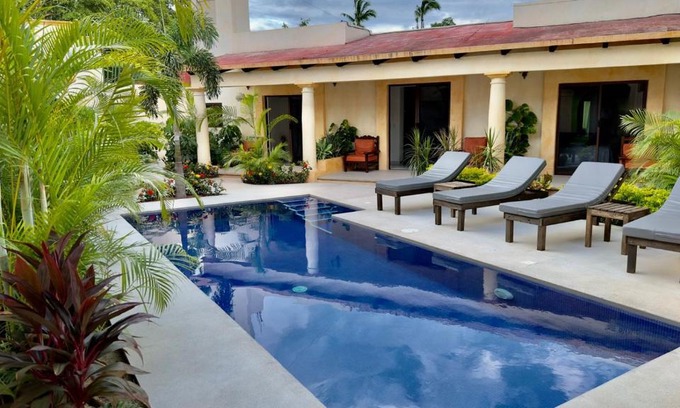 Hidalgo Hotel | Casa Puerto Viejo