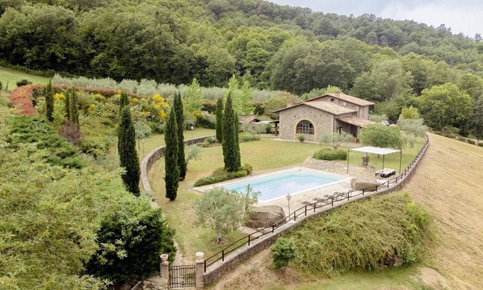 Bivio Lugnano Villa | Casa Raffaello - Cuatro Habitaciones Villa, Capacidad 8