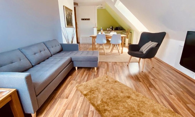 Dittelstedt Apartamento | CASA REHSE I Modernes Apartment I 24h-Self-Check-in I kostenlos Parken & WLAN I Smart&Kabel-TV I ÖPNV