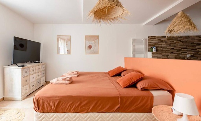 Montfort-sur-Argens Apartamento | CASA RELAX Appart cocooning dans village provençal