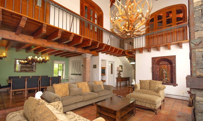 Parras de la Fuente Casa | Casa Rincón by Lumina