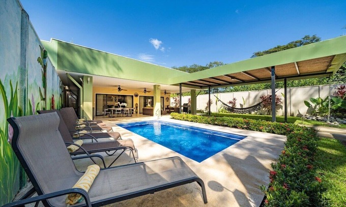 Potrero Casa | Casa de diseño en Playa Potrero, privada y segura