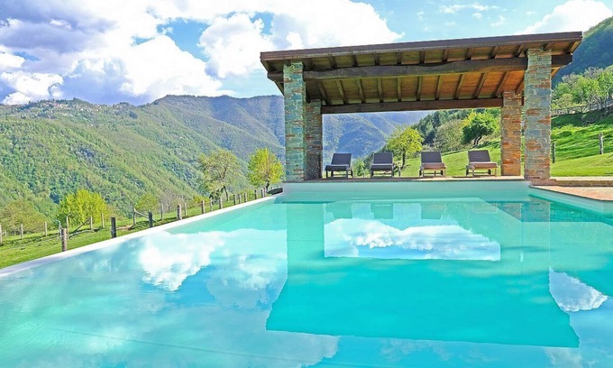 Pieve Fosciana Casa | Casa Robia A, fully refundable with voucher*: A characteristic and welcoming apartment that is part of a villa, surrounded by Garfagnana Valley, with Free WI-FI.