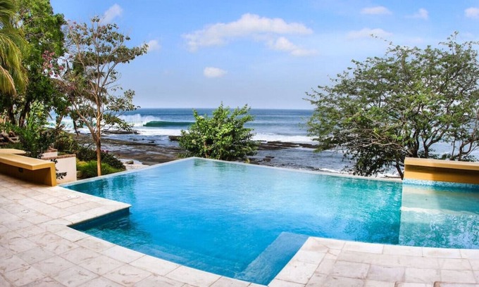 Rancho Santana Casa | Casa Rock · Casa Rock, Beachfront Villa in Rancho Santana