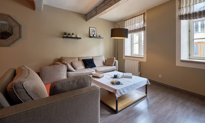 City of Carcassonne Casa | CASA ROYAL - Cité 500m, free public car park 200m, WIFI, Cité view terrace