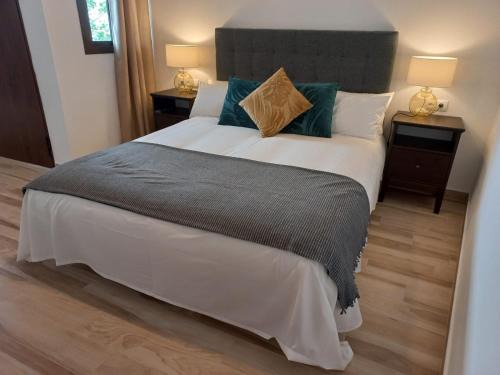 Zahara de la Sierra Casa | CASA RURAL ÁGUILAS HOME zhr