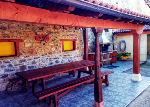 Posada de Valdeon Casa | Casa Rural Burón