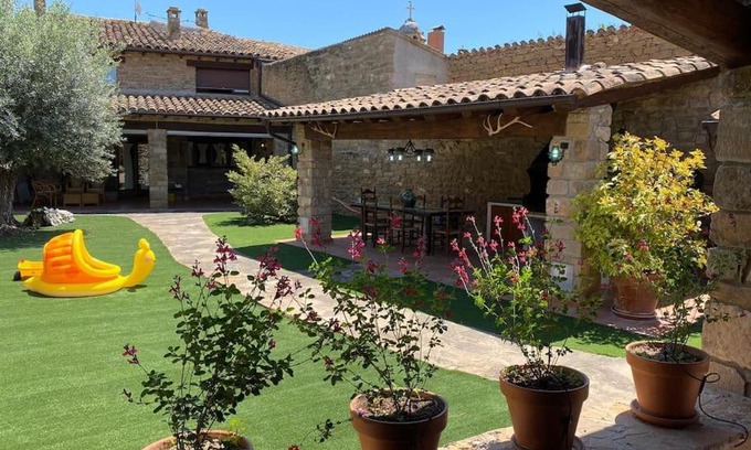 Artesa de Segre Chalet De Esquí | Casa rural CAL SERRA