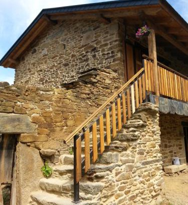 Robleda-Cervantes Casa | CASA RURAL Calma del Lago
