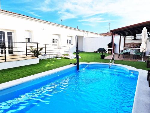 Pedrosillo de los Aires Casa | Casa Rural Castillejo