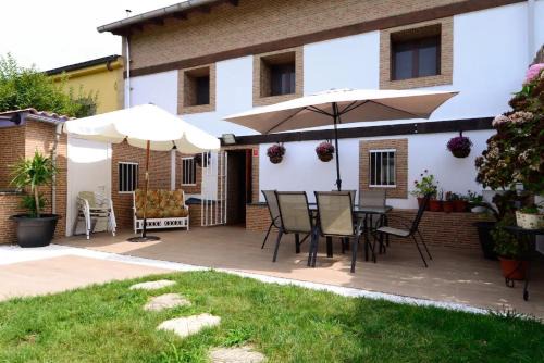 Castillo Siete Villas Casa | Casa rural cerca a playas