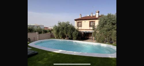 Valdefuentes Casa | Casa Rural El Olivar de Valdefuentes