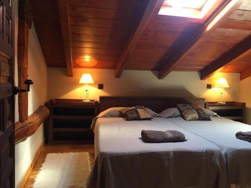 Fuente el Sauz Casa | Casa Rural EL RINCÓN DE LA MORAÑA