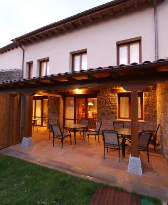 Salinas de Ibargoiti Casa | Casa Rural Espargoiti