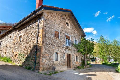 Boca de Huergano Casa | Casa rural El Casar de Espejos I y II