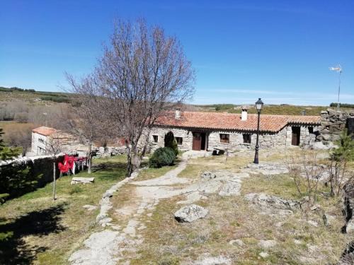 Navarredonda de Gredos Casa | Casa Rural La Pontezuela Abajo