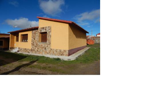 San Juan del Olmo Casa | Casa Rural Grajos I
